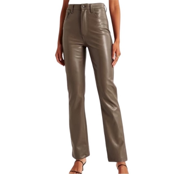 Abercrombie & Fitch The 90s Straight Ultra High Rise Vegan Leather Pants Size 27 - Picture 1 of 6
